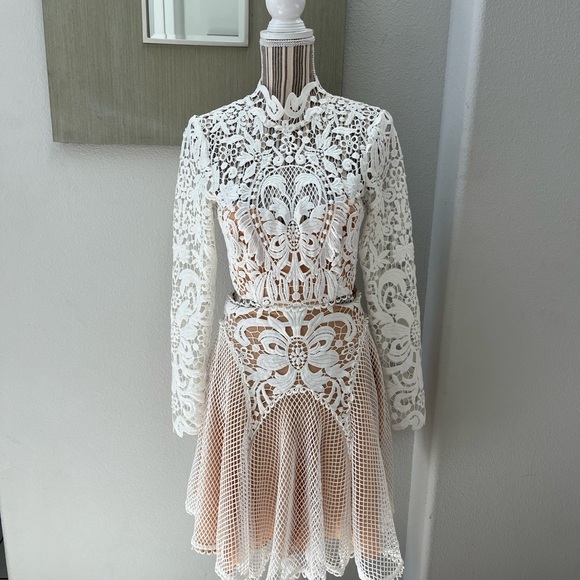 white lace summer dress long Off White Lace Backless Boho Maxi Dress